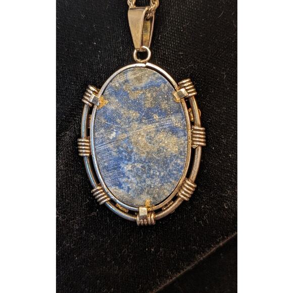 Blue Stone Bezel Set in Sterling Silver on Vintage Heavy Sterling Rope Chain - Picture 5 of 16